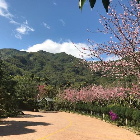 溪頭吉野民宿ji-Ye Lugu Exteriör bild